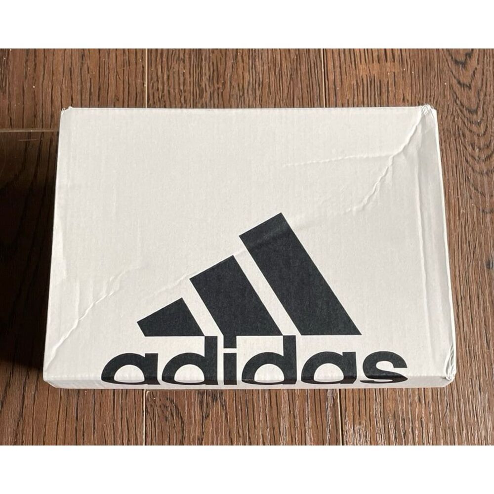 Adidas empty shoe‎ box